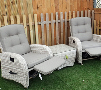 pair of garden recliner chairs