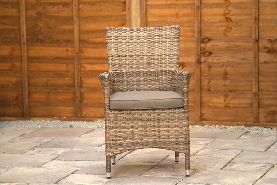 Sapcote 6 Seater Round Dining Set in Brown Rattan