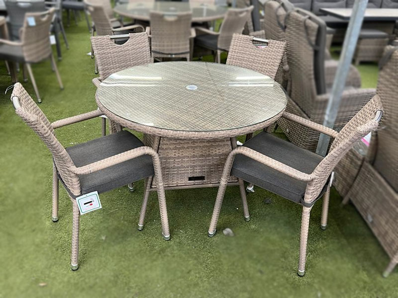 4 Seat Aluminium Rattan Dining Set in Cappuccino